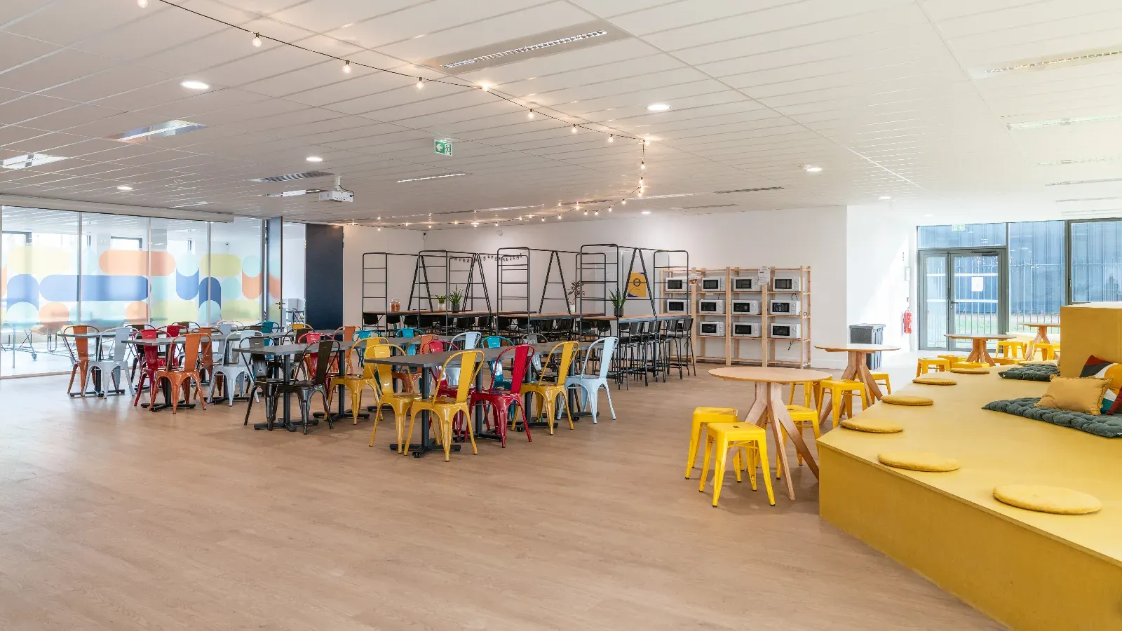 Modern Event Space in Villeurbanne Training Rooms & Seminar Venue