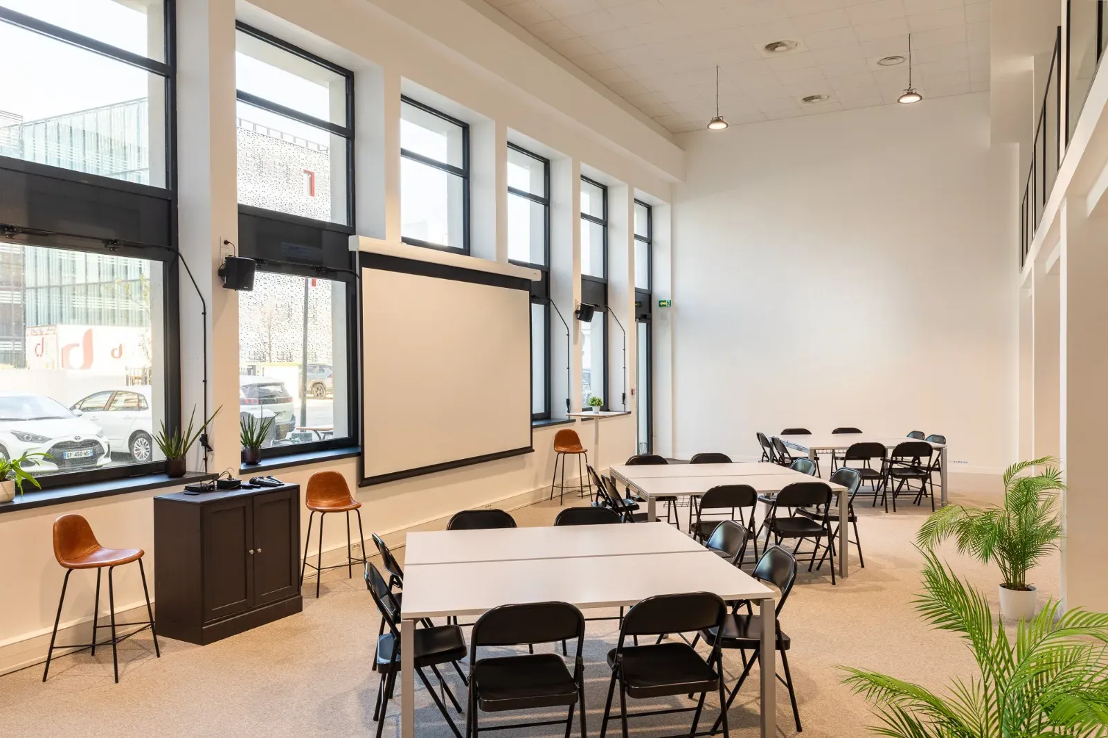 Modern Business Venue in Villeurbanne 8 Meeting Rooms & Event Spaces