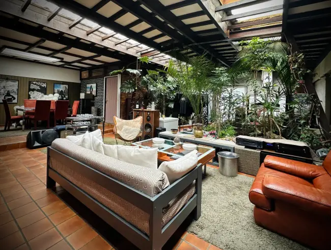 Film Shoot & Event Venue in Villeparisis Natural Light & Versatile Spaces