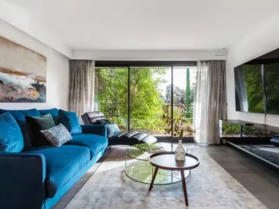 Appartement de Villa Luxueux avec Terrasse Vue Mer à Cannes