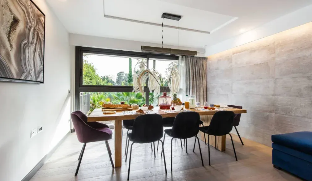 Luxury Villa Apartment with Sea View Terrace in Cannes