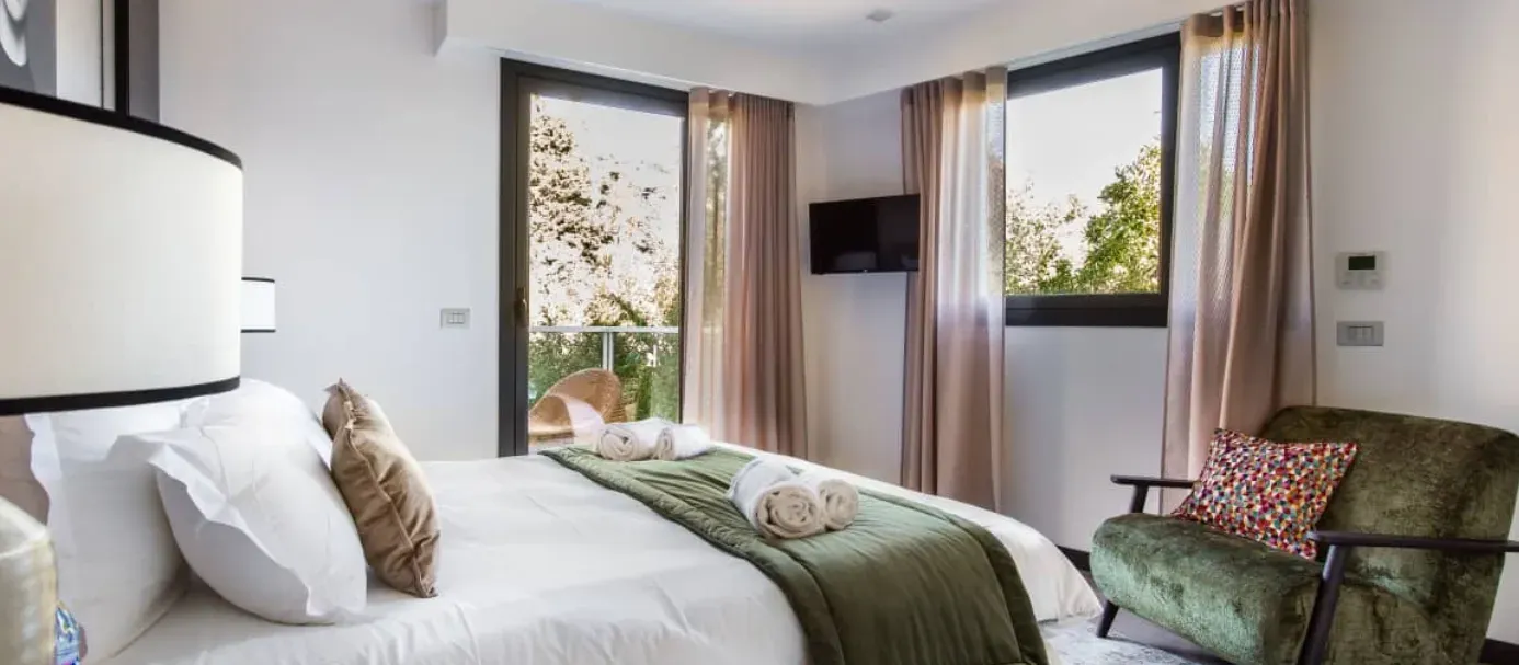 Luxury 3-Bedroom Apartment with Sea View in Cannes