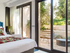 Luxury 3-Bedroom Apartment with Terrace in Cannes