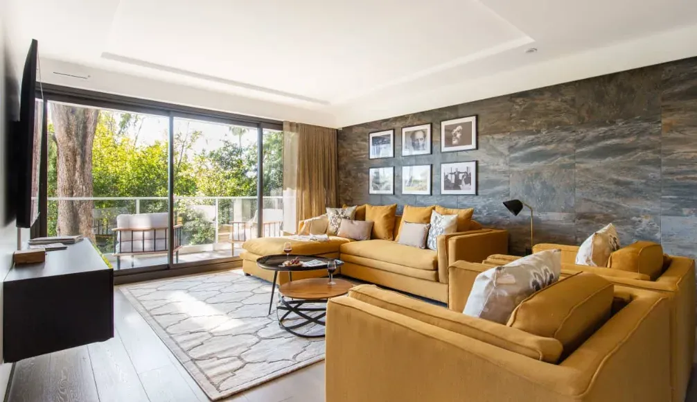 Appartement de Luxe 96m² 2 Chambres à Cannes avec Vue sur Mer
