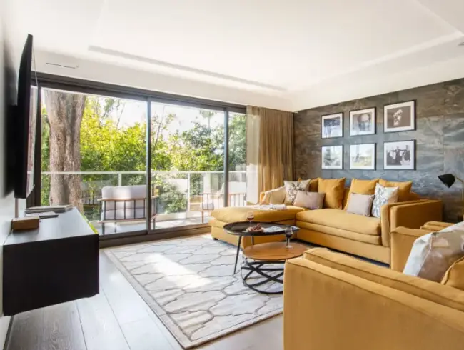 Appartement de Luxe 96m² 2 Chambres à Cannes avec Vue sur Mer