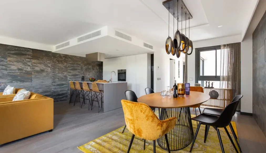 Appartement de Luxe 96m² 2 Chambres à Cannes avec Vue sur Mer