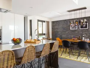 Appartement de Luxe 96m² 2 Chambres à Cannes avec Vue sur Mer