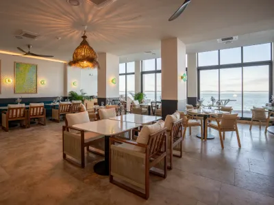 Restaurant en bord de mer avec vue panoramique sur le bassin d'Arcachon