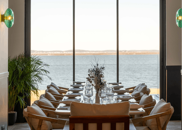 Seaside Restaurant with Panoramic Arcachon Basin Views