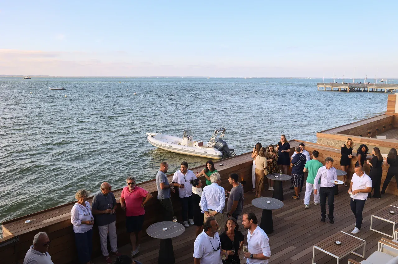 Terrace Venue with Arcachon Basin View for Events & Meetings