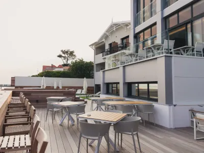 Terrace Venue with Arcachon Basin View for Events & Meetings