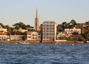 Terrace Venue with Arcachon Basin View for Events & Meetings