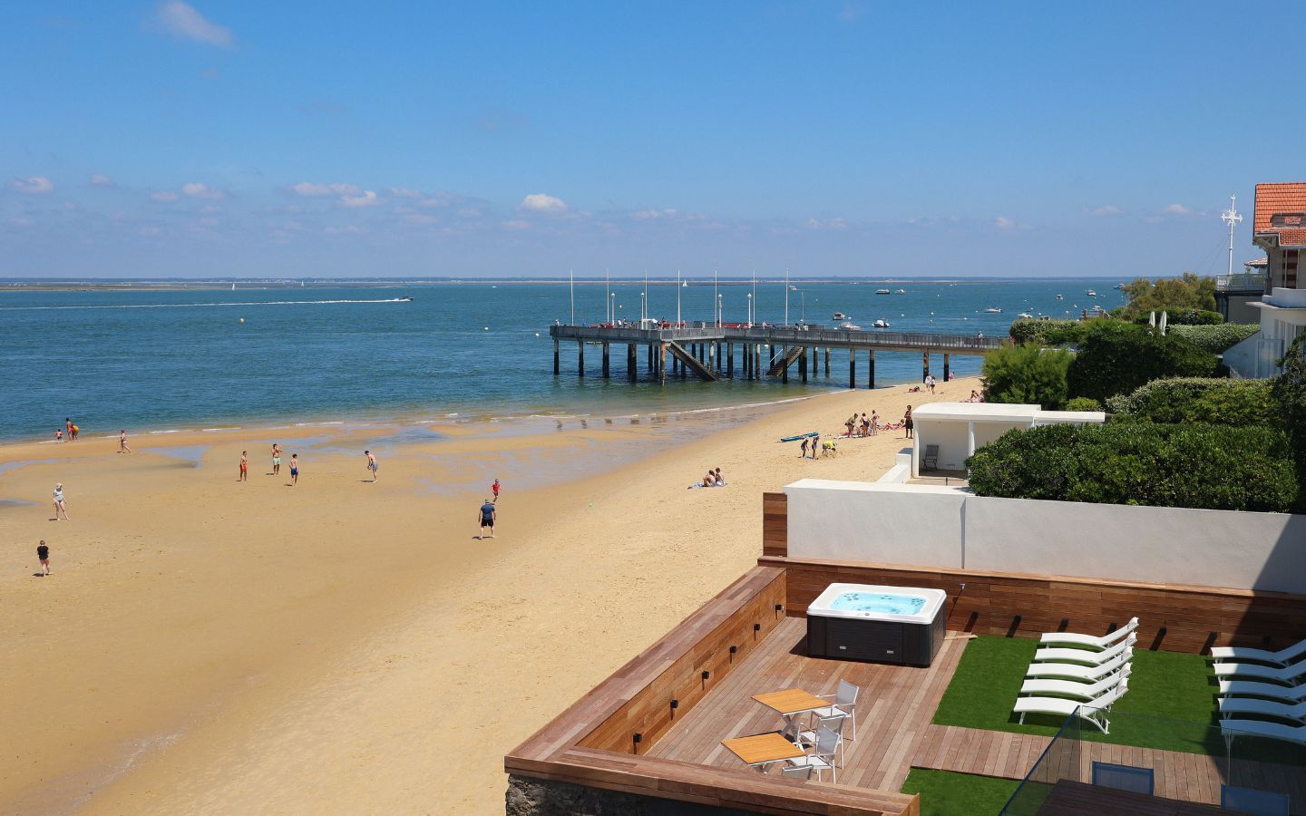 Sub-Committee Room for 8-10 People in Arcachon
