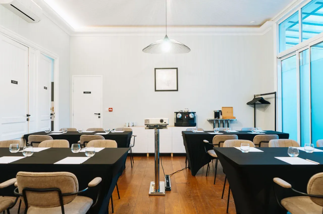 38m² Meeting & Reception Room in a 5-star hotel in Bordeaux