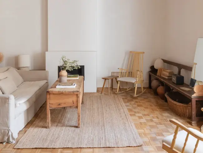 Atypical Gallery with Mediterranean Craftsmanship in Béziers