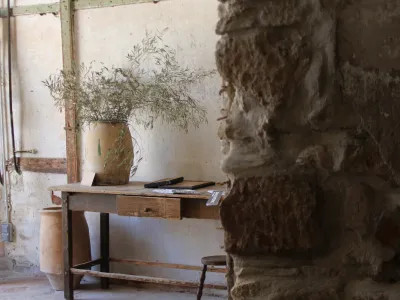 Atypical Gallery with Mediterranean Craftsmanship in Béziers