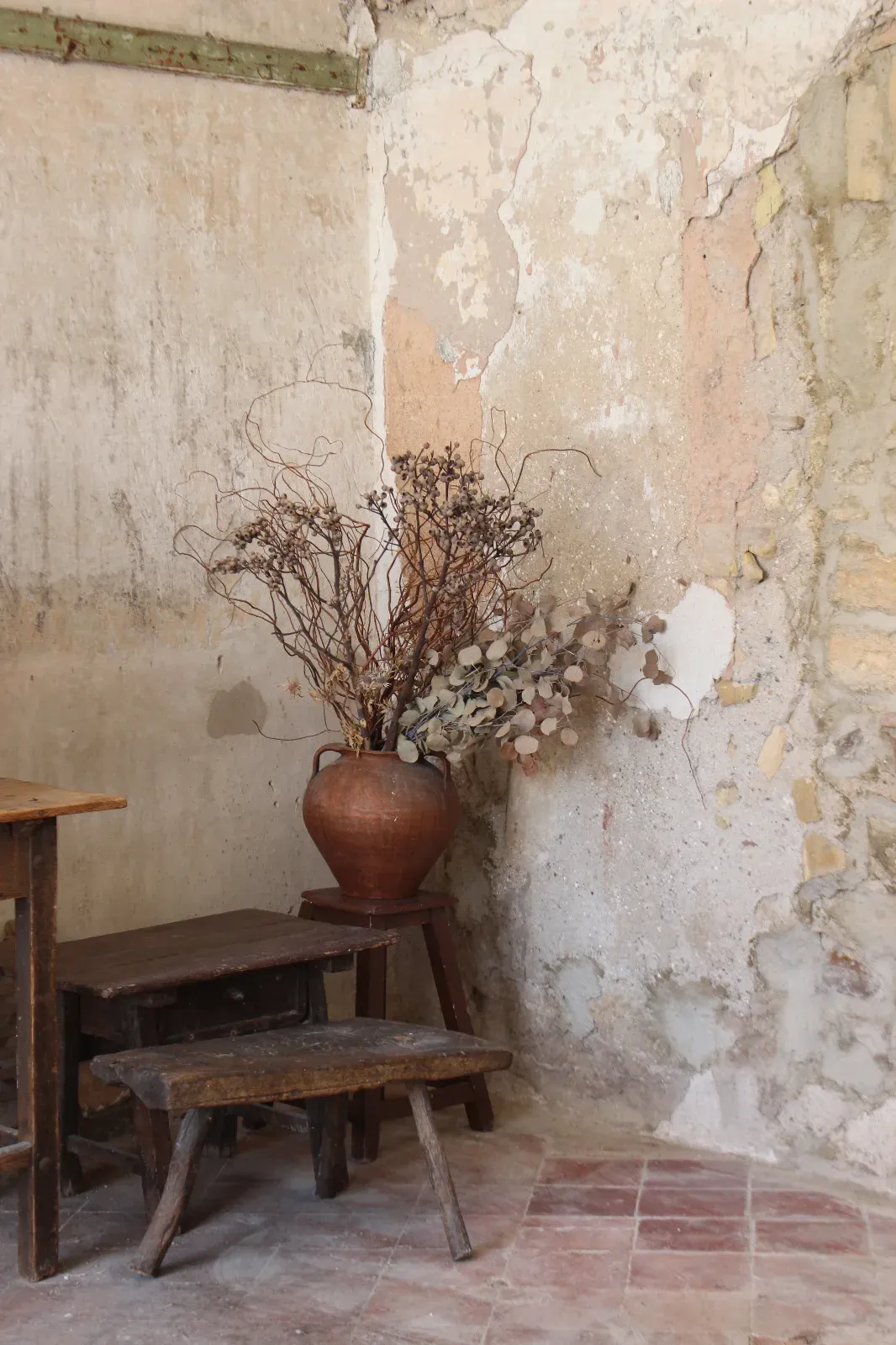 Atypical Gallery with Mediterranean Craftsmanship in Béziers