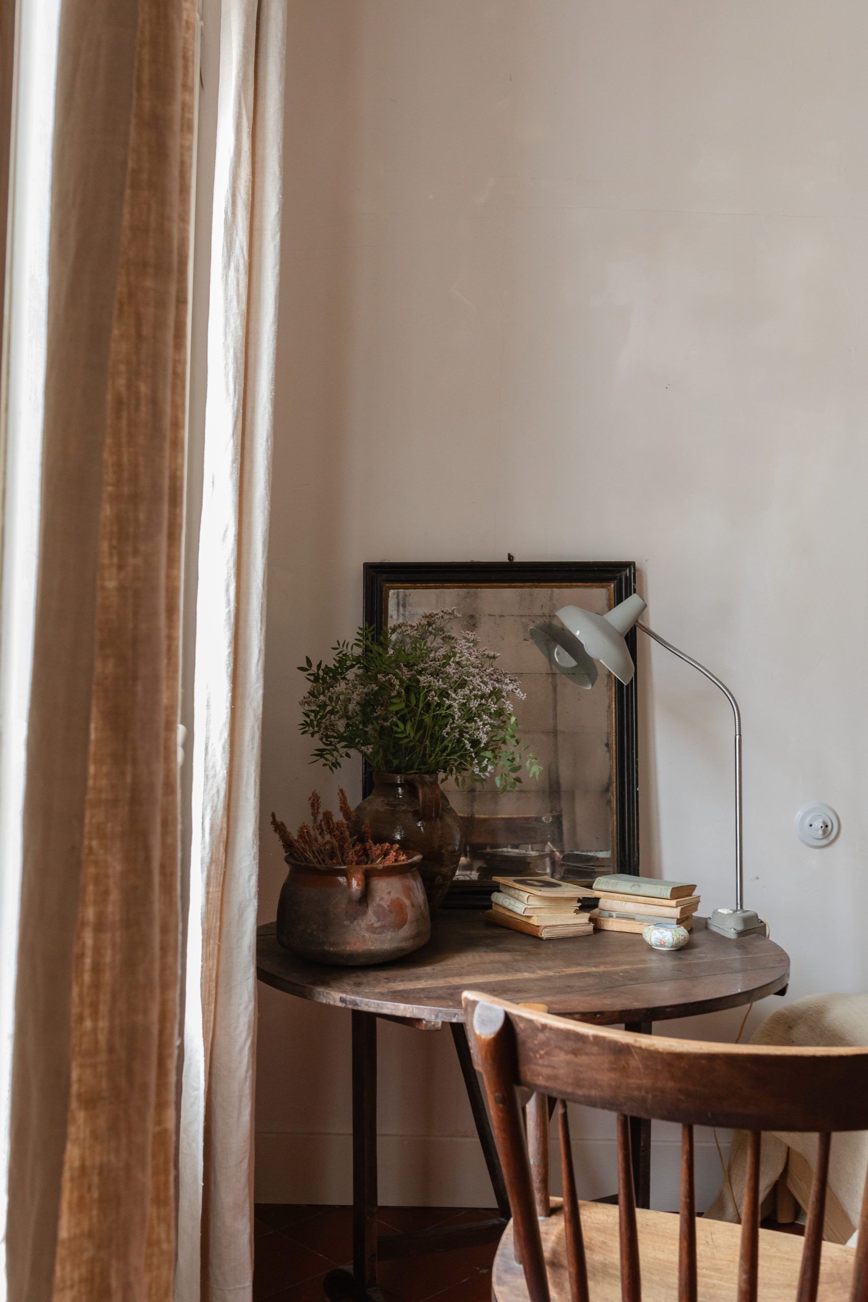 Atypical Gallery with Mediterranean Craftsmanship in Béziers