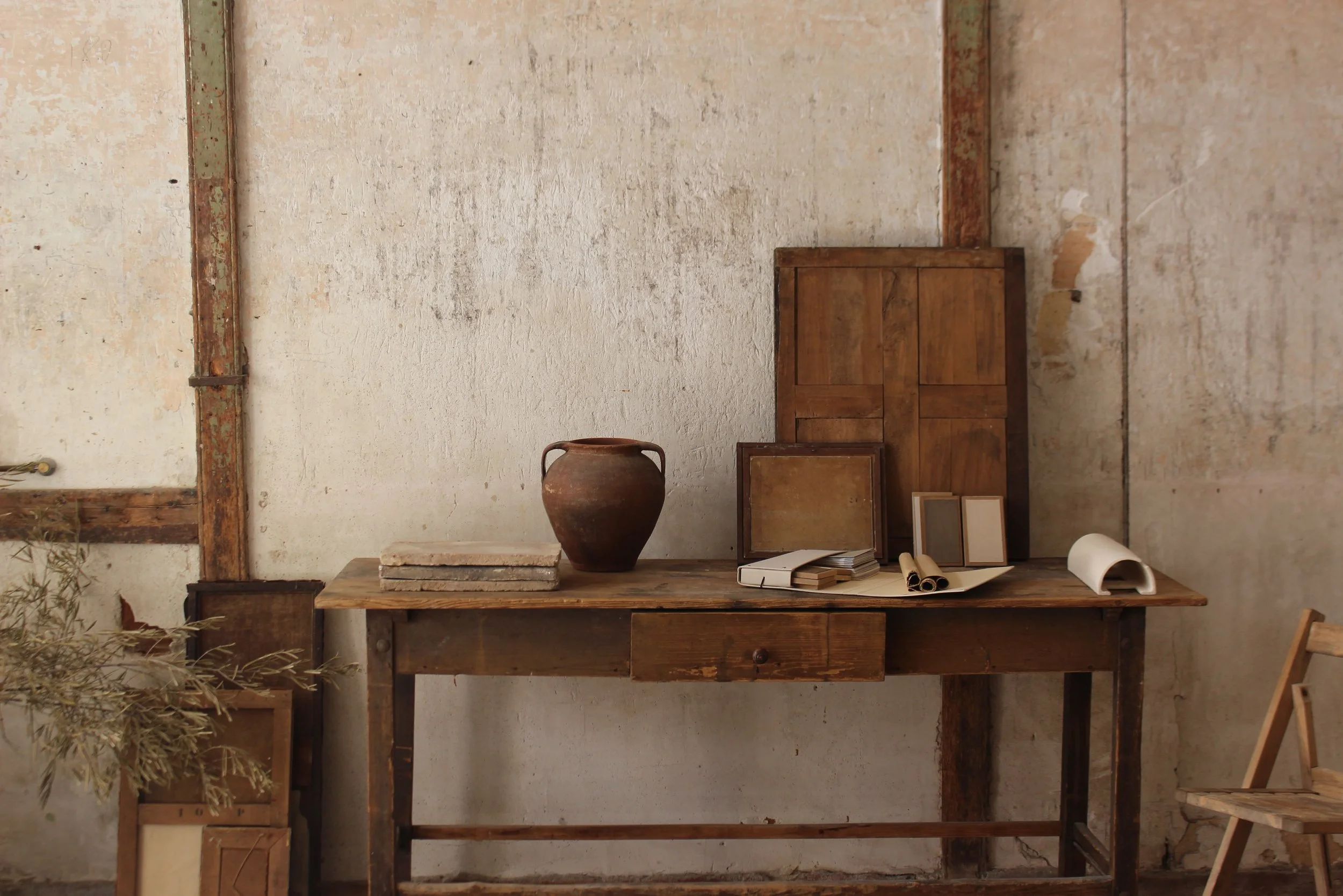 Atypical Gallery with Mediterranean Craftsmanship in Béziers