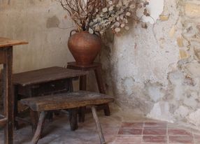 Atypical Gallery with Mediterranean Craftsmanship in Béziers