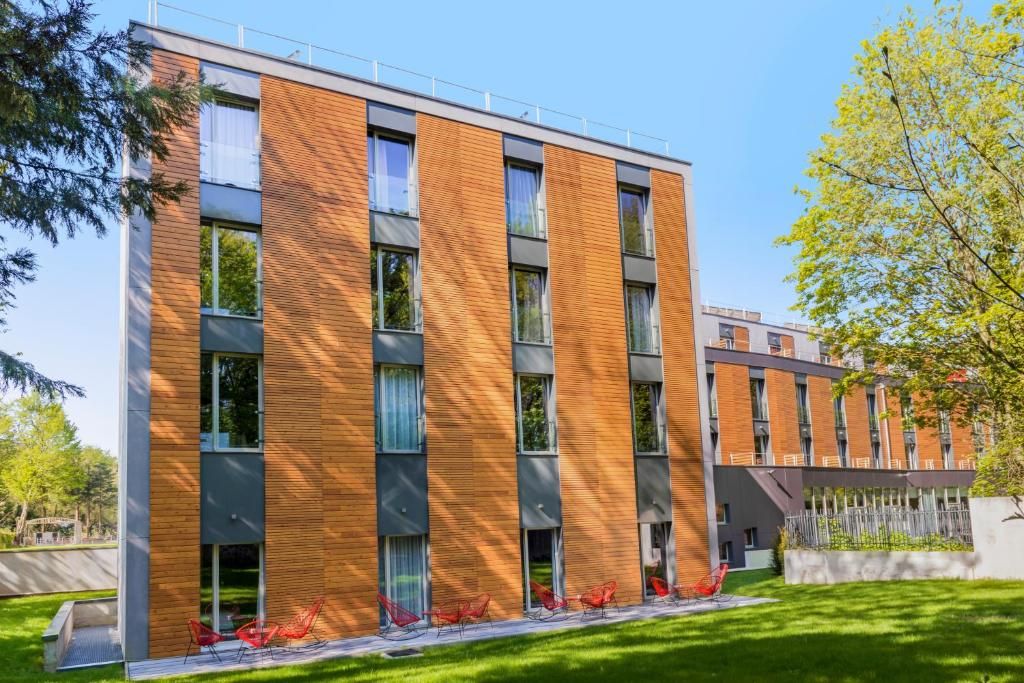 Charming Forest 4-star Hotel for Events & Seminars Near Paris