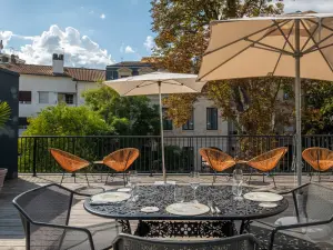 Rooftop Venue with City Views in Bordeaux