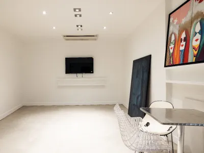 Paris Showroom for Photo Shoots & Events