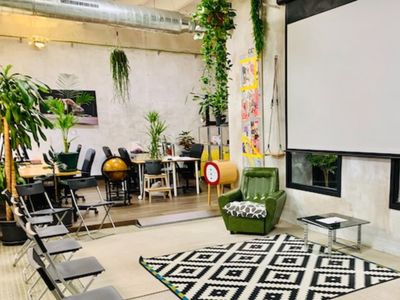 Versatile Event Space in Barcelona for Meetings, Workshops & Productions