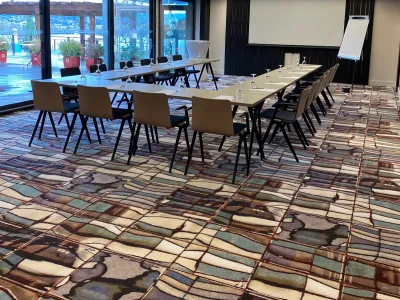 120 m² Daylight Meeting Room Mountain Views in Annecy