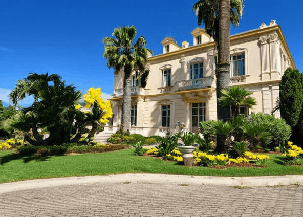 Luxury Villa Estate in Cannes for Exclusive Events