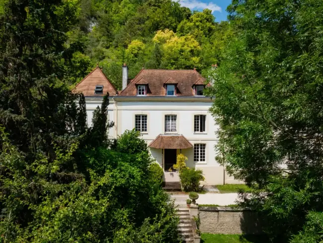 Estate in Normandy: Exclusive Event Venue on the Seine between Paris and Rouen