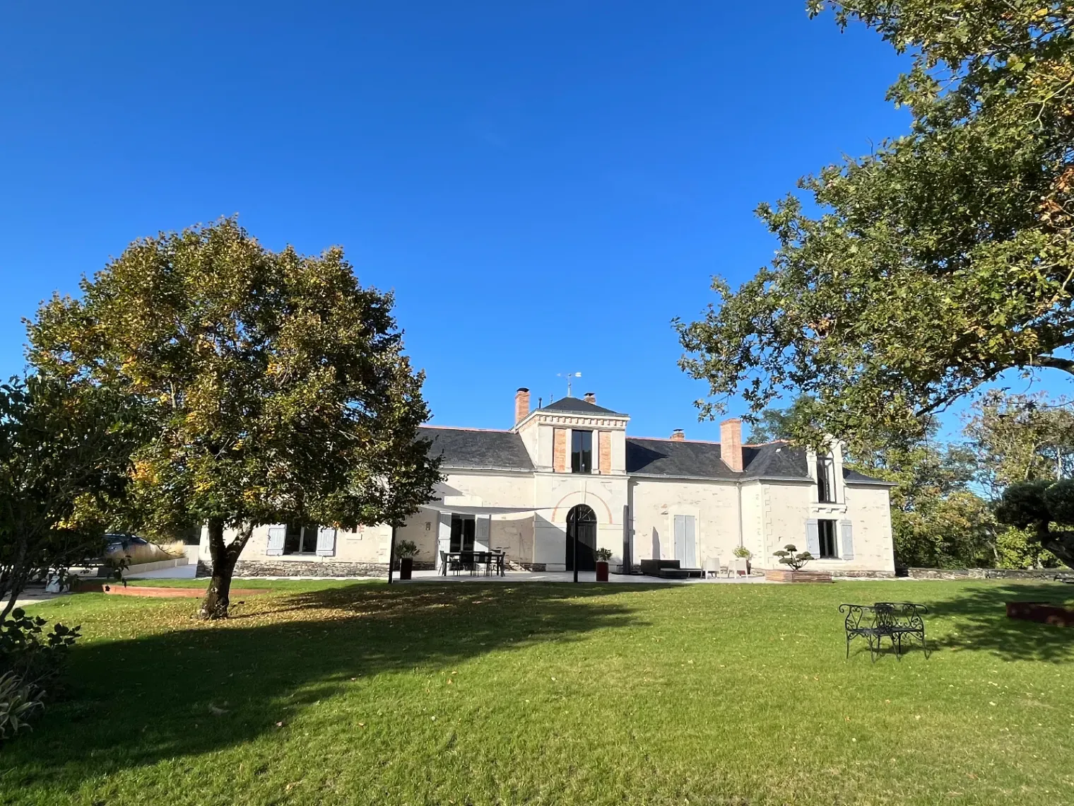 Historic 1872 Estate with Pool for Events in Angers