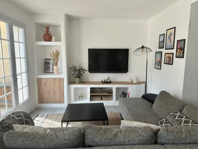 Luminous Villa in Les Accates - Film Shoots & Business Events in Marseille