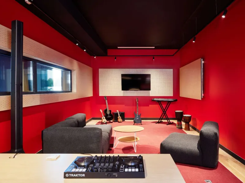 Karaoke & Recording Studio for Events in Labège