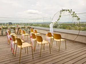 Toit avec vue panoramique pour des événements jusqu'à 55 personnes