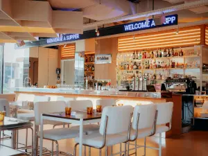 70's Retro-Futuristic Restaurant in Labège Dining & Events