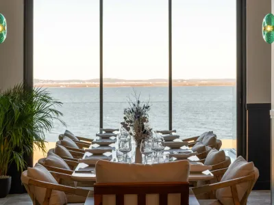 5-Star Waterfront Hotel in Arcachon Beach Access & Luxury Amenities