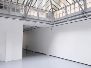 Studio lumineux du Marais avec verrière pour événements à Paris