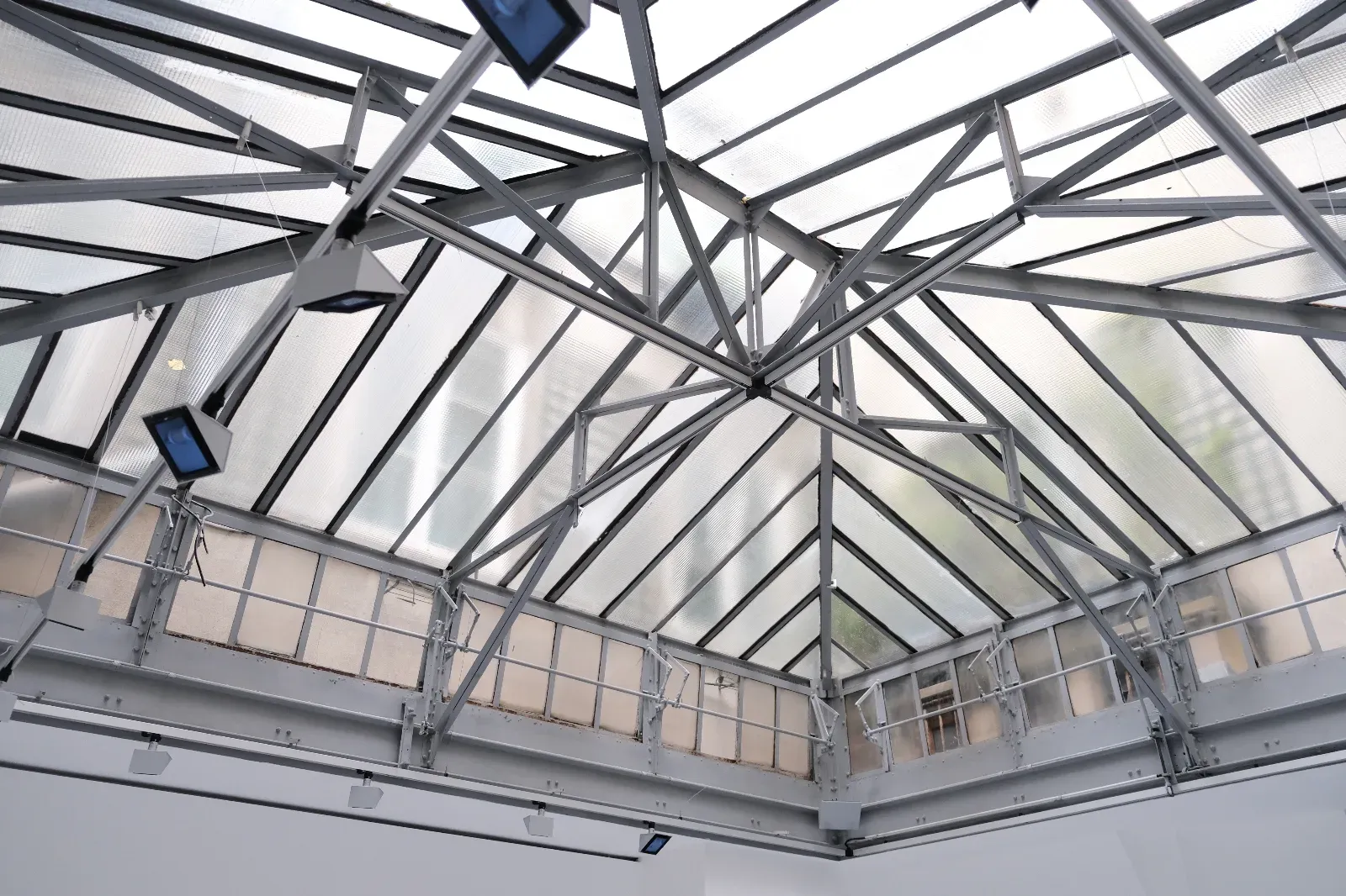 Studio lumineux du Marais avec verrière pour événements à Paris