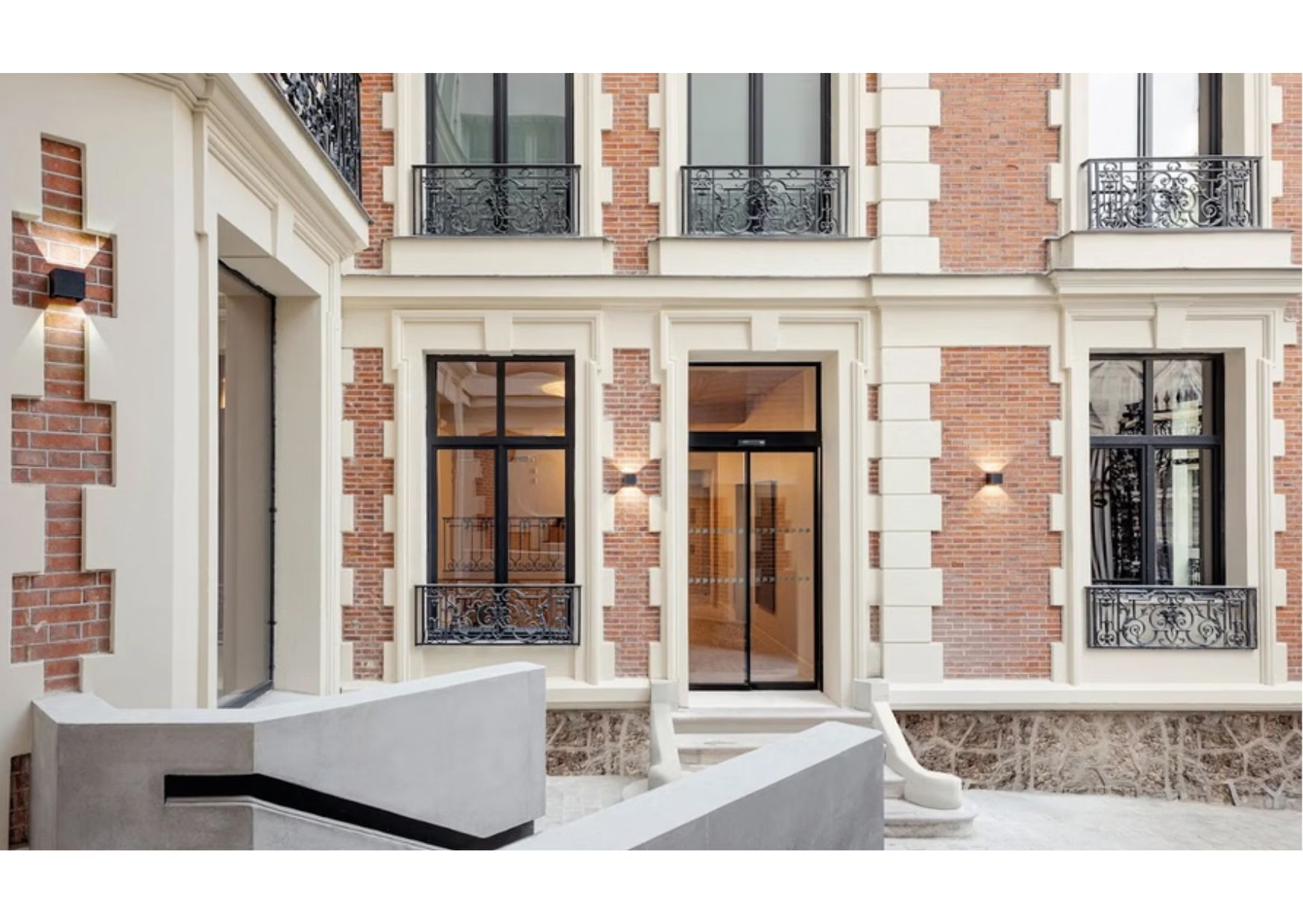 Prestigious Paris Event Venue for Business Gatherings