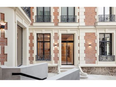 Prestigious Paris Event Venue for Business Gatherings