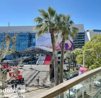 Modern 2-Bedroom Apartment for Events in Cannes