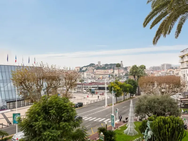 Luxury Apartment Near Palais des Festivals | Cannes Event Venue