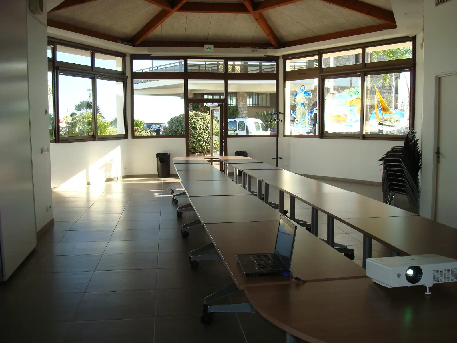 Salle de réunion au Vieux Port à Golfe-Juan