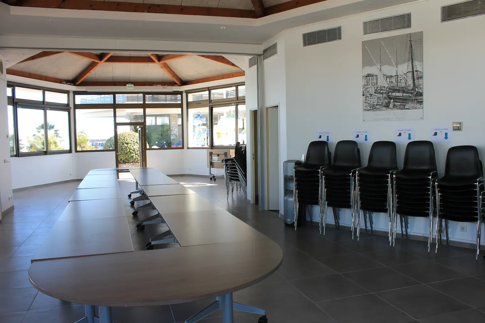 Salle de réunion au Vieux Port à Golfe-Juan