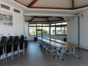 Salle de réunion au Vieux Port à Golfe-Juan