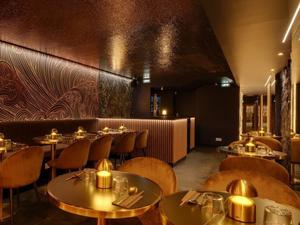 Asian-Portuguese Cocktail Bar in Montorgueil Signature Cocktails & Fusion Cuisine