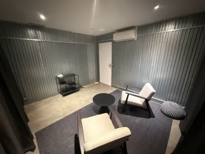 Fully-Equipped Podcast Studio in Boulogne-Billancourt