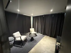 Fully-Equipped Podcast Studio in Boulogne-Billancourt