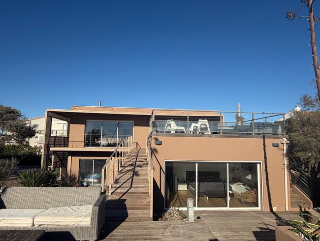 Seafront House in Frontignan | Modern Venue for Events